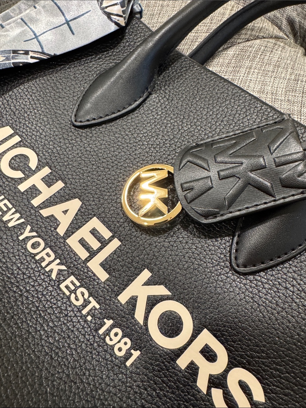 Michael Kors Bag Black Pebbled Leather Logo Structured Tote Satchel Crossbody - Picture 16 of 17